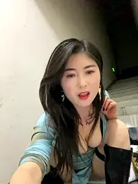 sunny-520 webcam stripchat model stream image