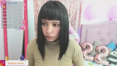 Hot_moonn webcam model stream image