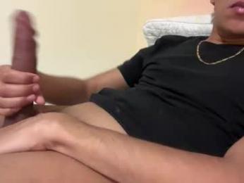 skinnypapi webcam model stream image