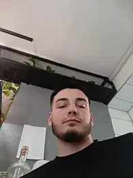 Zevs777s webcam model stream image