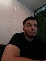Zevs777s webcam model stream image