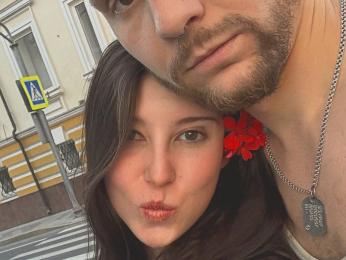 SimonandRina webcam livejasmin model stream image