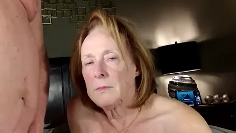 Hornylouisewil webcam stripchat model stream image