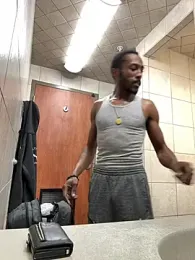 Pleasure_Overlord webcam model stream image