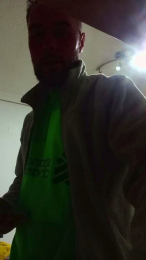 Azox123er webcam model stream image