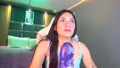 MilaRoses webcam cam4 model stream image