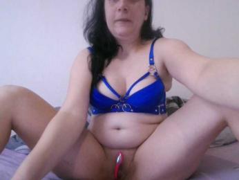 Larasaintporn webcam model stream image