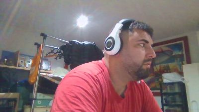 realKong webcam model stream image