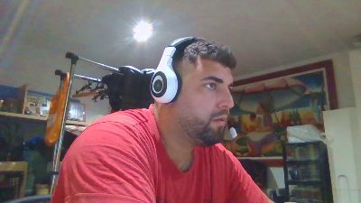realKong webcam model stream image