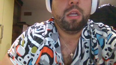 realKong webcam model stream image