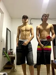 Young_handsome webcam model stream image