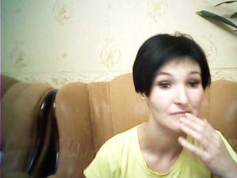 KarinsaCherry webcam model stream image