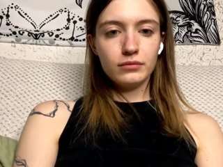 saanviconti webcam model stream image