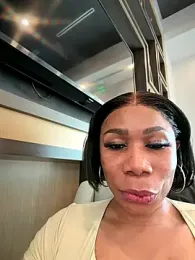 Belle___ webcam model stream image