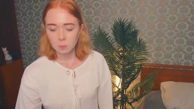 NelidaReus webcam model stream image