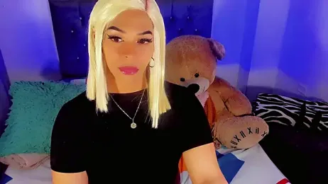 Zakura_hot1 webcam model stream image