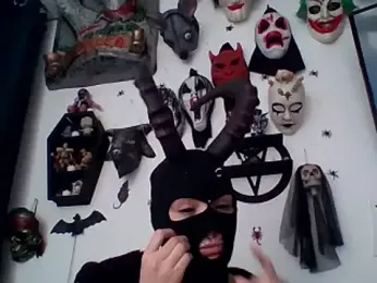 FeticheMacabre webcam model stream image