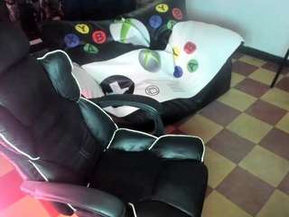 dave-beckers webcam model stream image