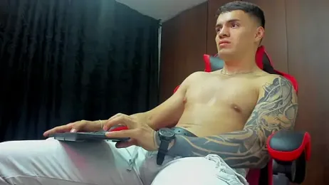 ALPHA_DOMINUS_ webcam model stream image