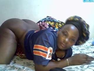 millalina webcam model stream image