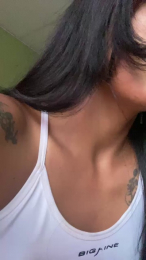ariana032 webcam model stream image