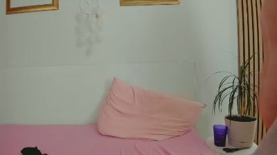 _YourAngel webcam model stream image