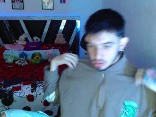 Dante Whitee webcam flirt4free model stream image