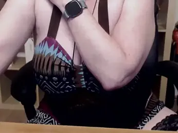 Milfi2020 webcam model stream image
