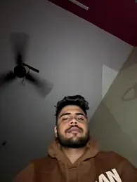 Hornybeardguy webcam model stream image