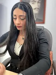 _Bella-Office1 webcam model stream image