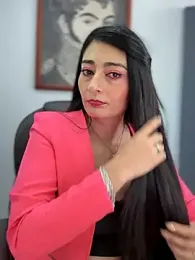 _Bella-Office1 webcam model stream image