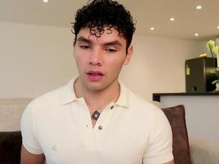 Thiago Leonn webcam model stream image