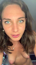 Lola01_ webcam model stream image