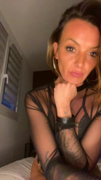 PM1825 webcam cam4 model stream image