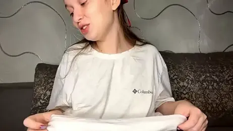 CharlynDini webcam model stream image