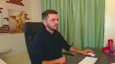 IkerGale webcam model stream image