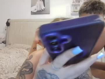 auraandkoby webcam model stream image