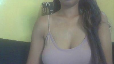queenihot webcam model stream image