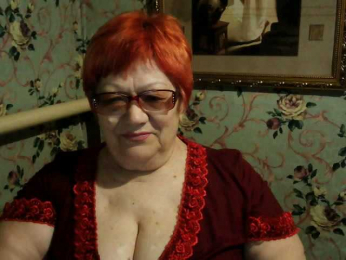 MaGlyusyQZ webcam model stream image