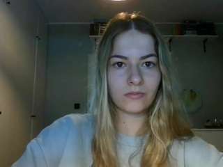 rosiejune webcam model stream image