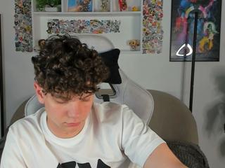 Tyler Mint webcam model stream image