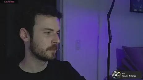 Breezee_ webcam stripchat model stream image