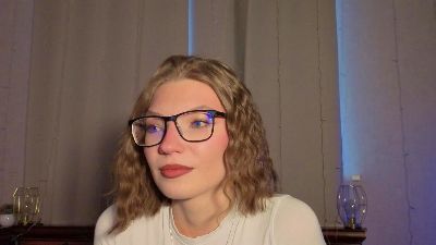 HoneySchuepfer webcam cam4 model stream image