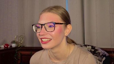 HoneySchuepfer webcam model stream image