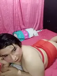 sissy-lover webcam model stream image