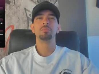 ceasar_live webcam model stream image