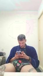 Elnene1995 webcam cam4 model stream image