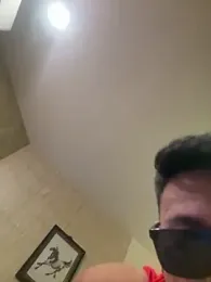 RoyDino webcam model stream image