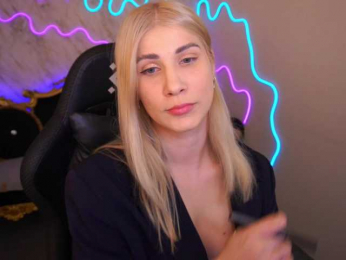 LenaLove webcam model stream image