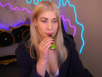 LenaLove webcam model stream image